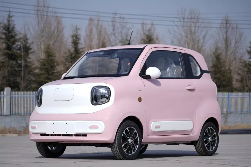 In che modo l'auto elettrica EEC Smart Car può risolvere le tue sfide quotidiane di mobilità?